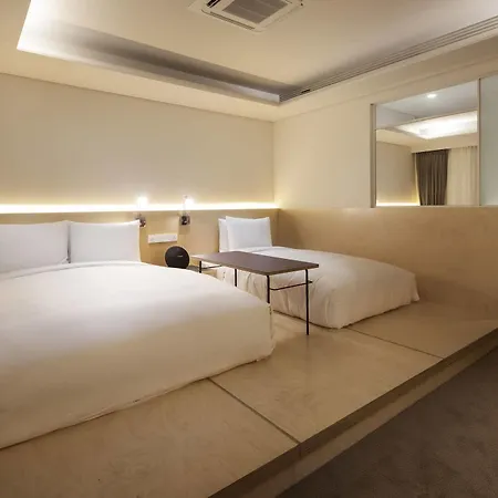 Glad Live Gangnam Hotel Seoul Exterior photo